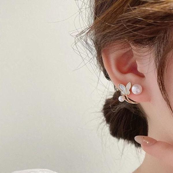 Beautiful Butterfly Earrings