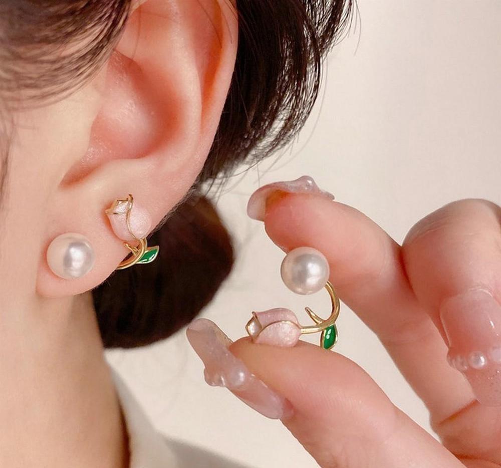 Trendy Artificial Pearls Ear Studs